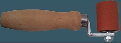 ESR Aandrukrol 40 mm houten handvat dubbele lagers ESR Aandrukrol 40 mm houten handvat dubbele lagers